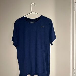 Nike Men's Navy Short Sleeve Tee